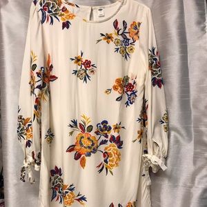 4 different pattered dresses.